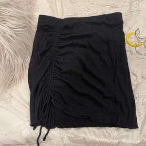 Medium short black skirt white fox boutique